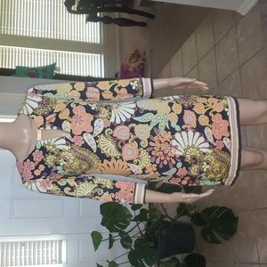 Trina Turk 2 double keyhole metal detail quarter sleeve mixed media